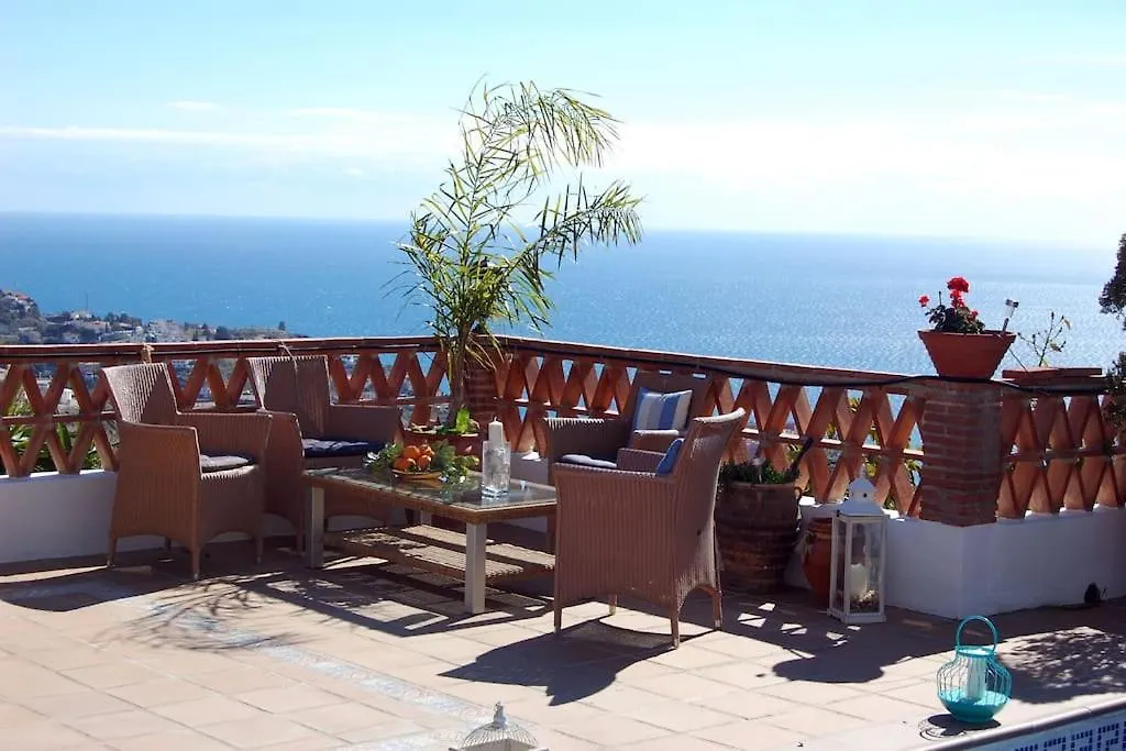 Villa With Swimming Pool And Nature Almunecar